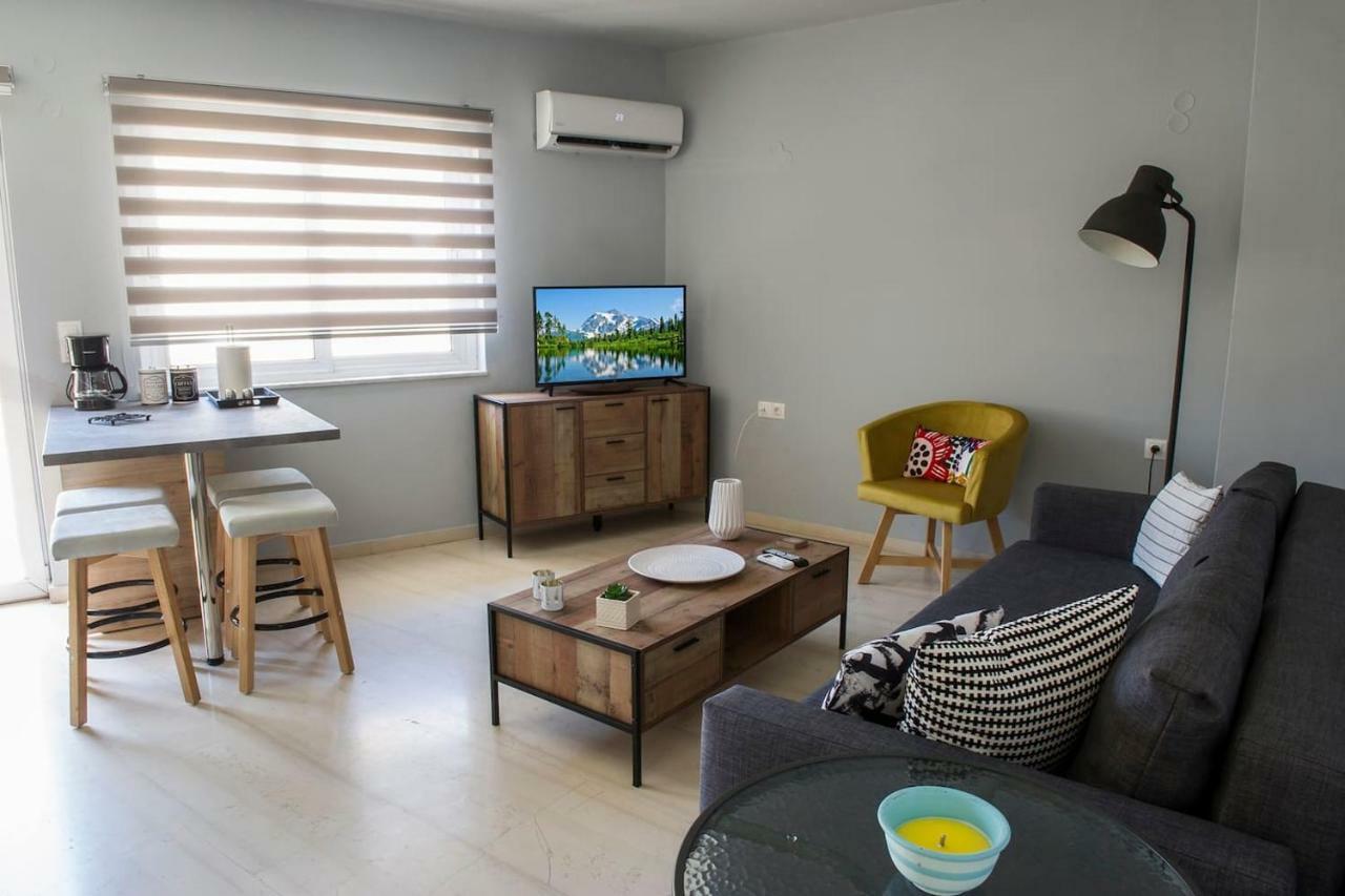V34 Heraklion (Crete) Exterior foto